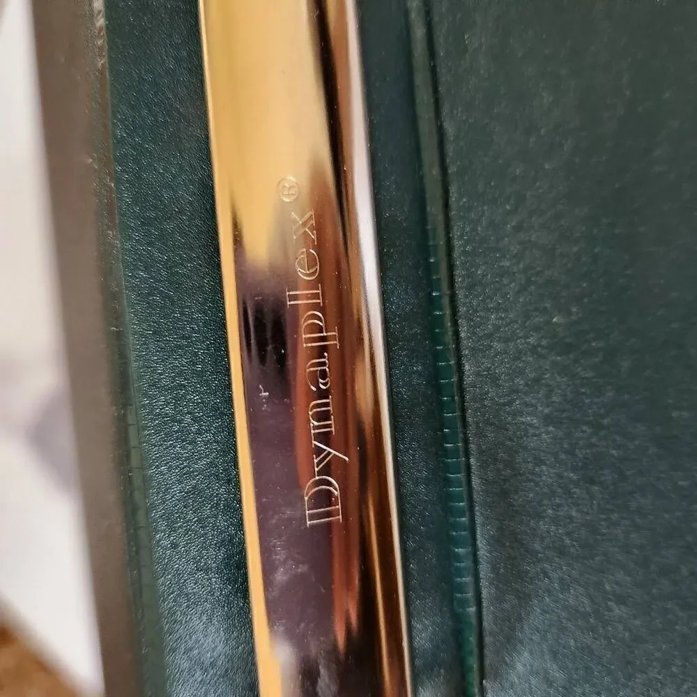 Dynaplex vintage dark  forest green 3 ring binder matte